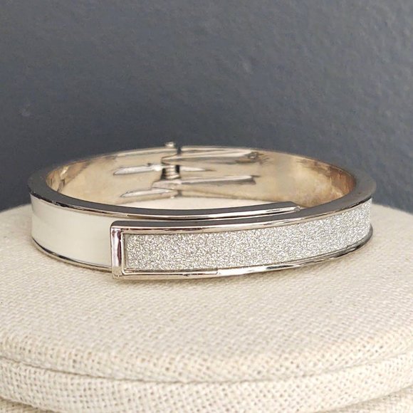 Silver sparkle and creamy white enamel bangle - Picture 5 of 13